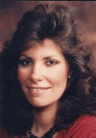 Maxine M Glombowski